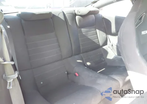 2014 Ford Mustang V6 из США, поврежденный, VIN 1ZVBP8AM2E5229808